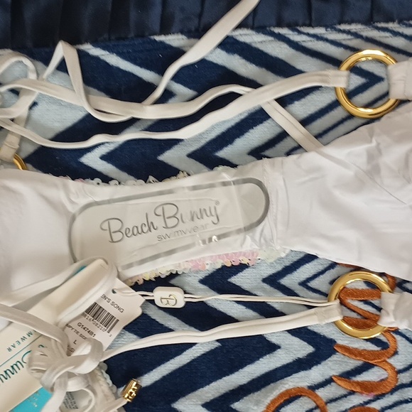 Beach Bunny Siren's Song XS Triangle Top Lg Skimpy Tie Side Bottom NWT - Picture 6 of 14